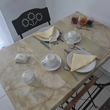 Bed & Breakfast Les Grandes Masures 2*