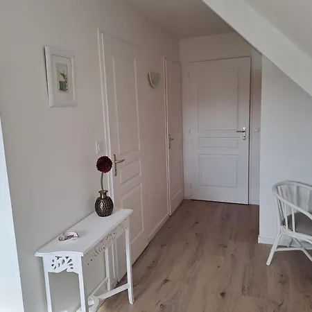 Oda ve Kahvaltı Les Grandes Masures 3*