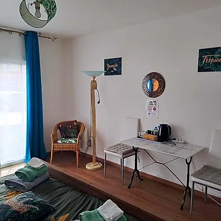 格兰德马赛尔住宿加早餐旅馆 3* 滨海瓦朗日维尔
